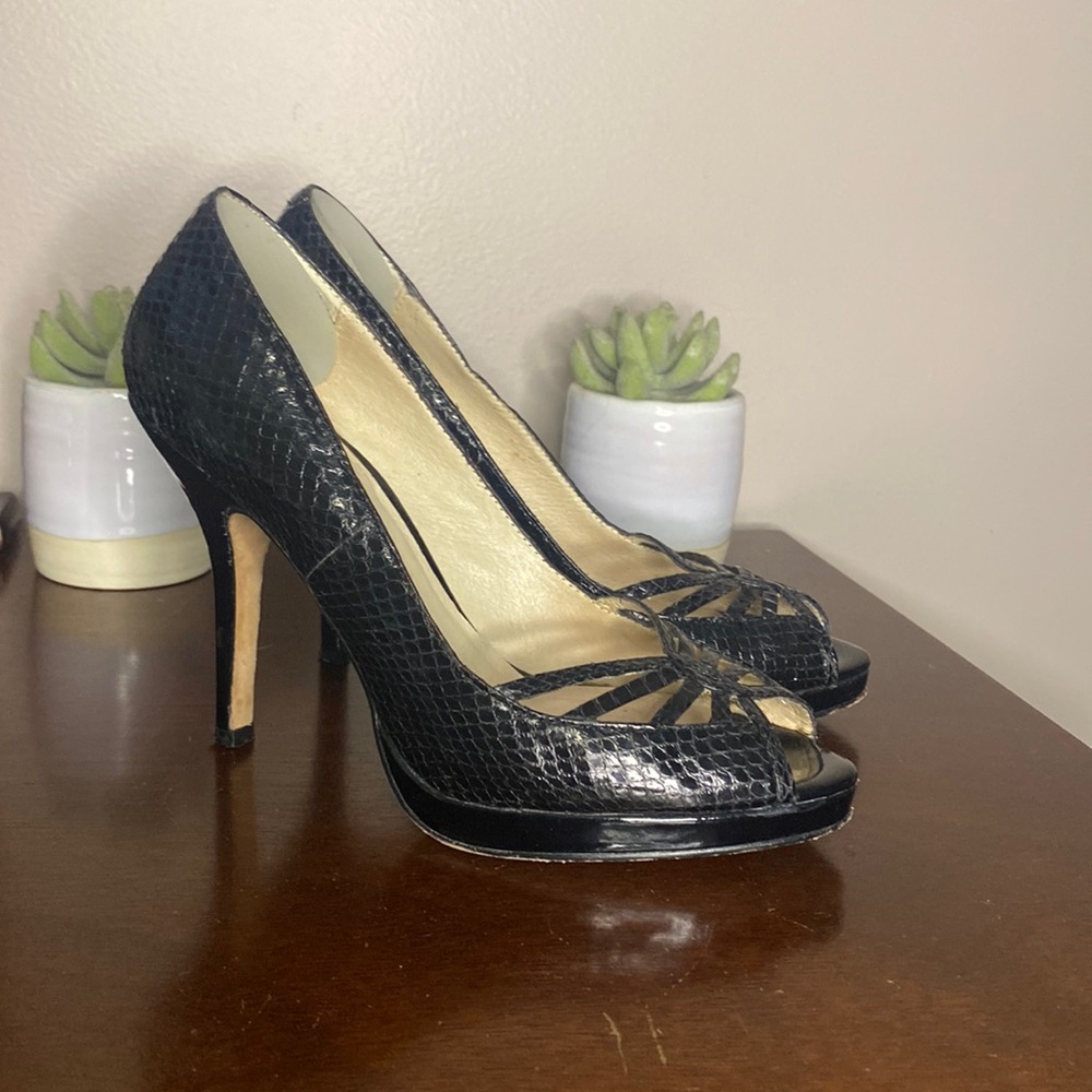 Facade Black Heels